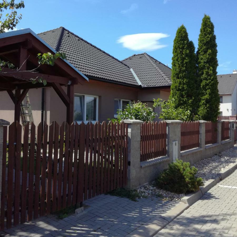 Ji Apartment Modřice Dış mekan fotoğraf